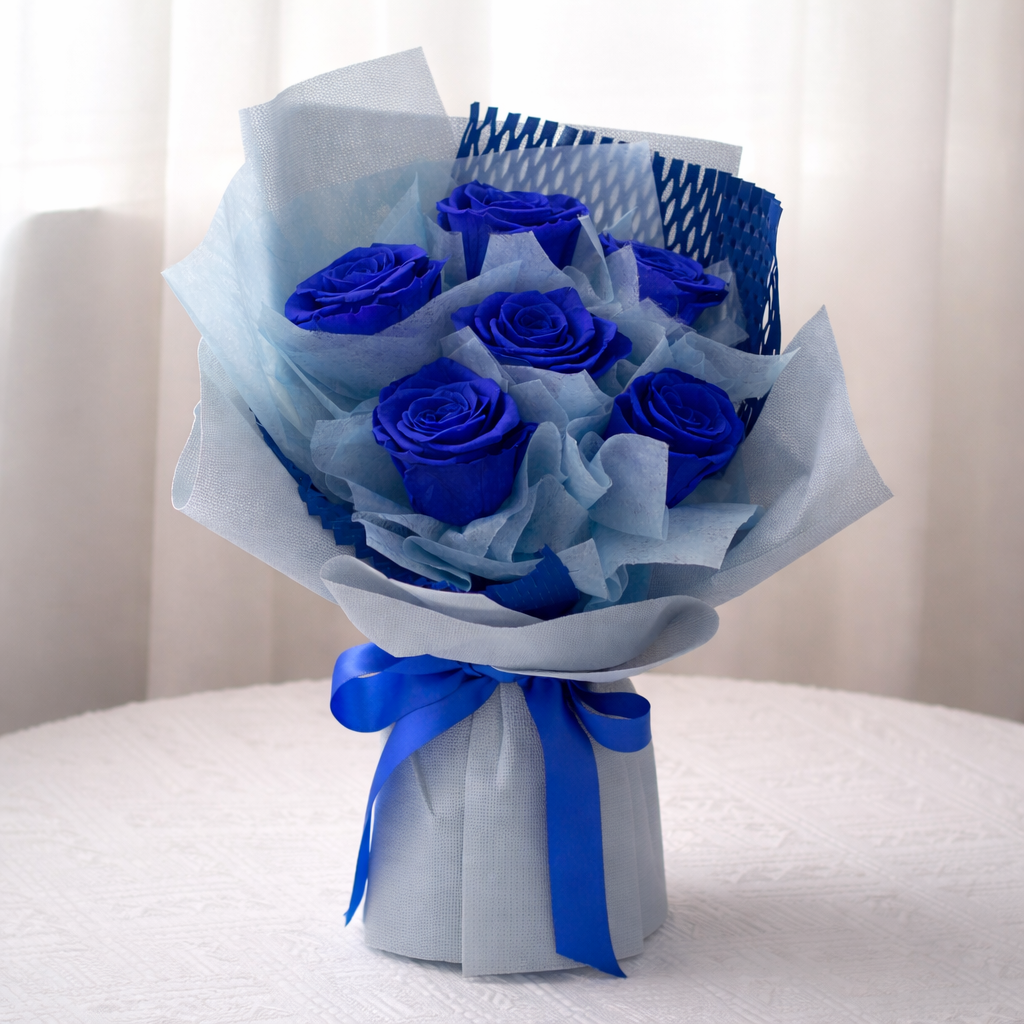 The Monochrome Bloom - Preserved Roses Bouquet