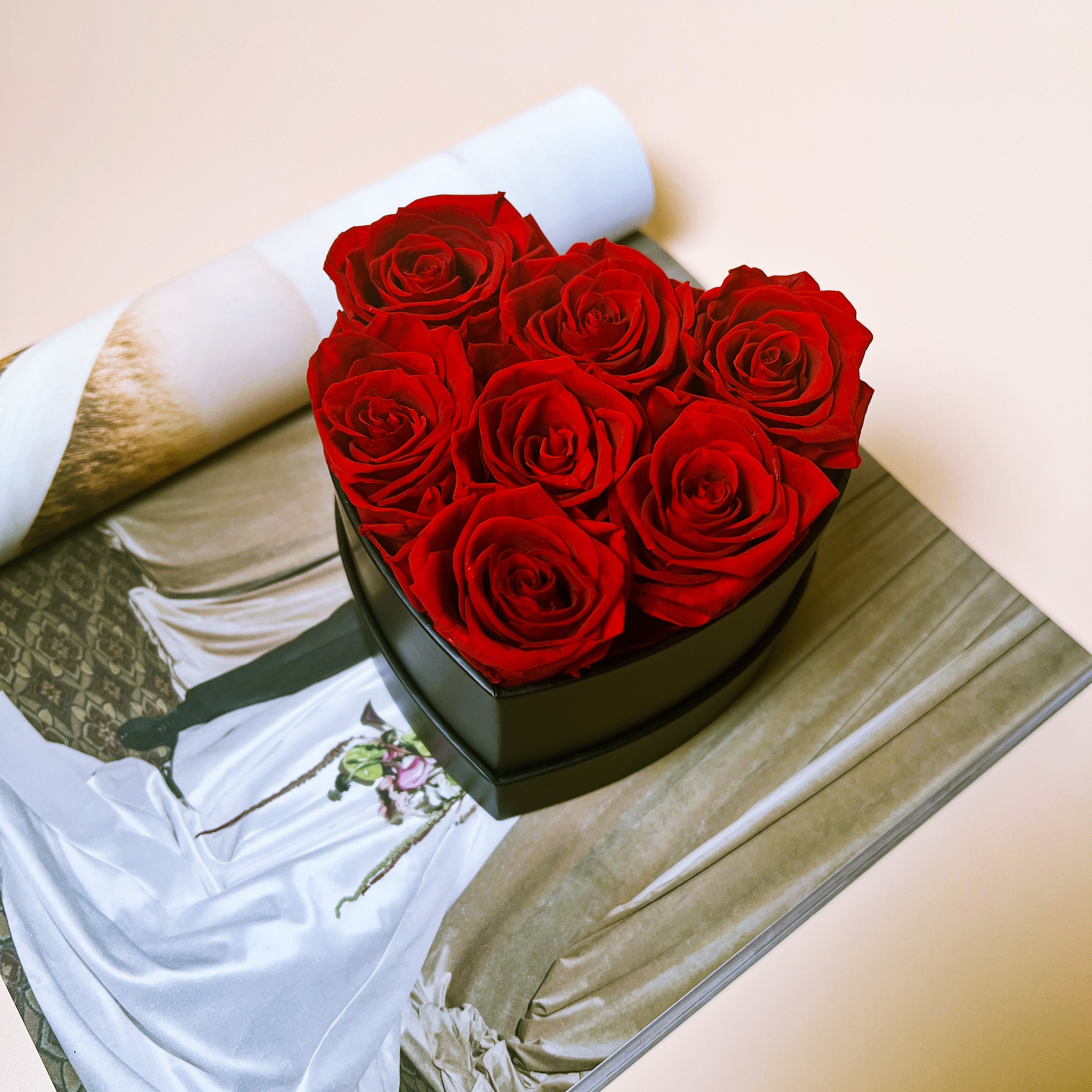 Preserved Roses Box – Heart Shape – Red – 7 Roses